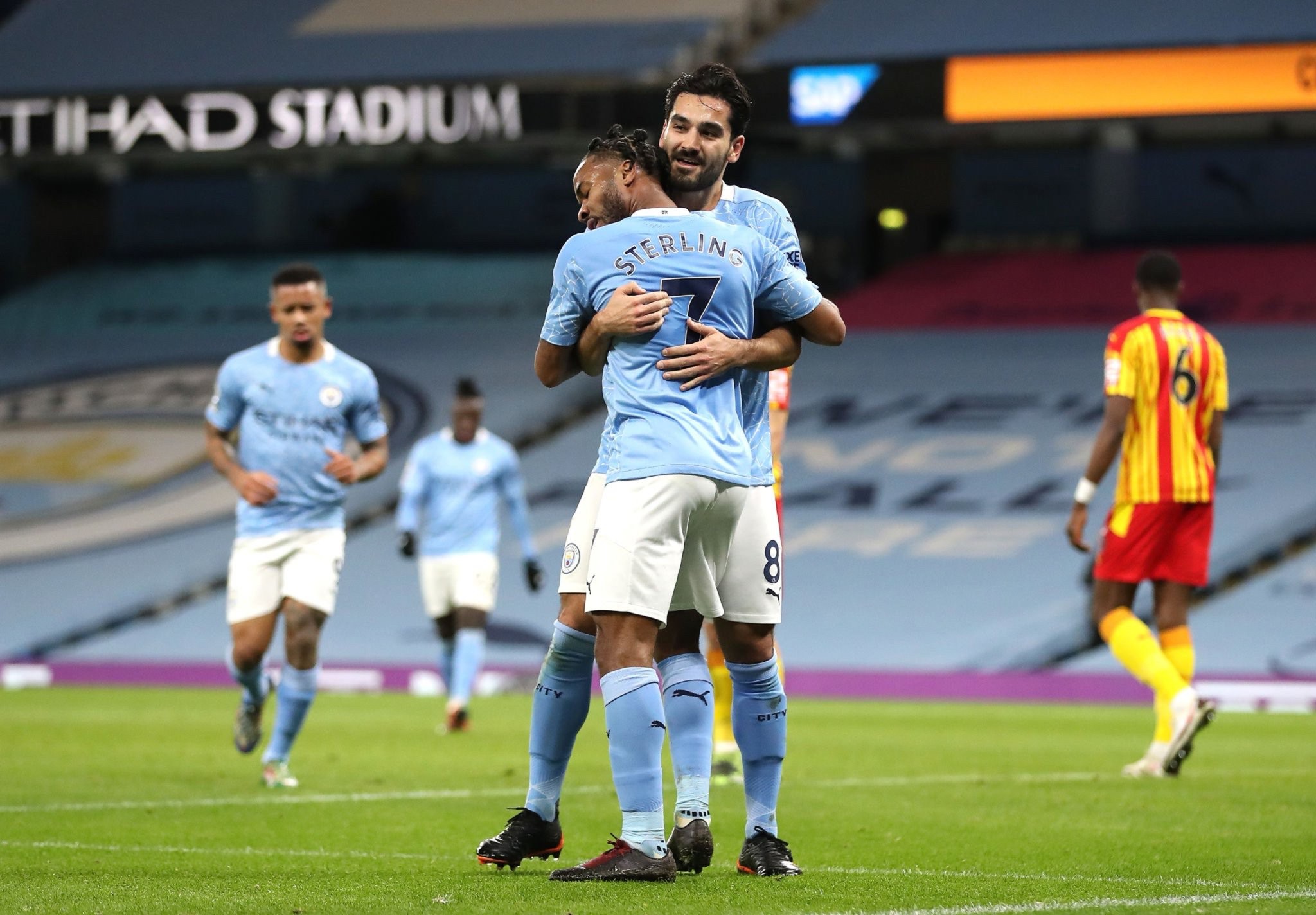 一项高雅 一项高雅